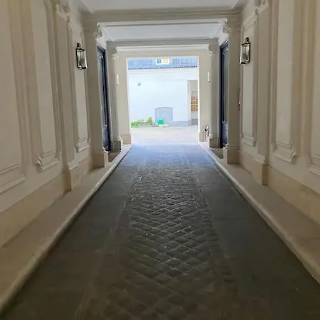 Апартаменты Luxe Paris-champs-elysees Париж
