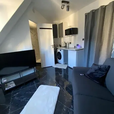 Апартаменты Luxe Paris-champs-elysees